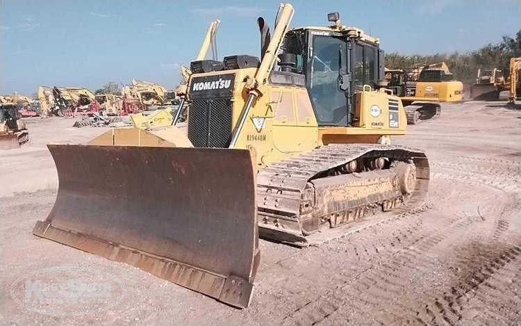 Used Komatsu Dozer
